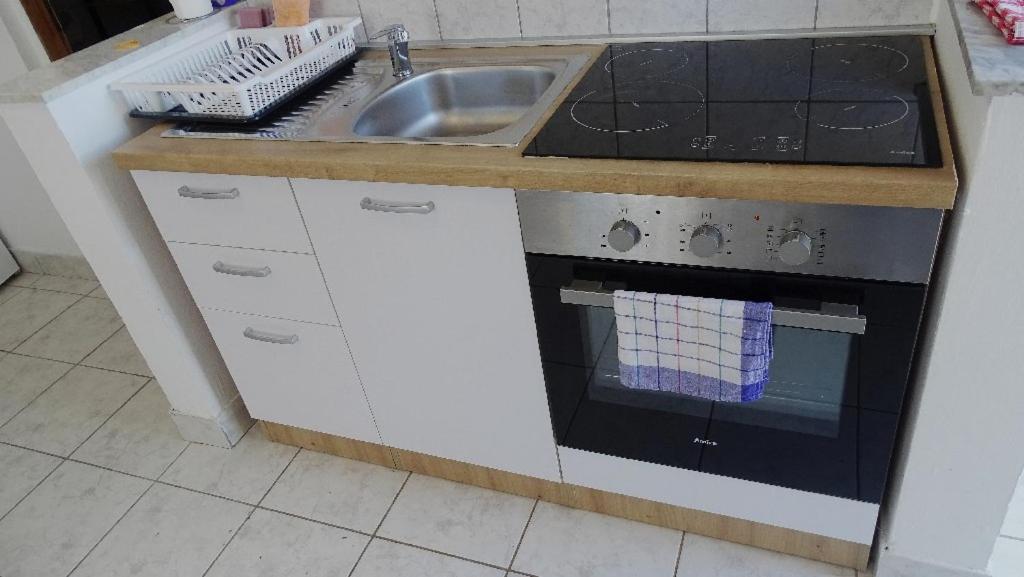 Studio Apartman I Mali Apartman ヴィル エクステリア 写真