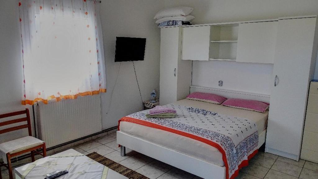 Studio Apartman I Mali Apartman ヴィル エクステリア 写真